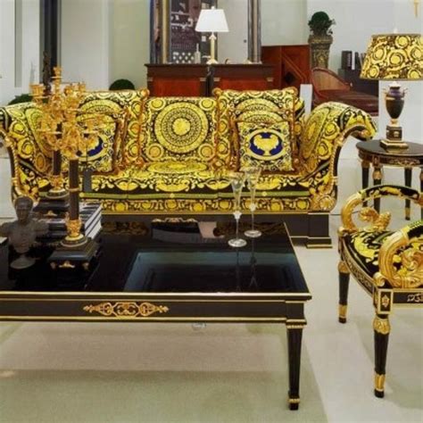 mobili versace usati